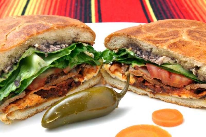 TORTAS HULA HULA